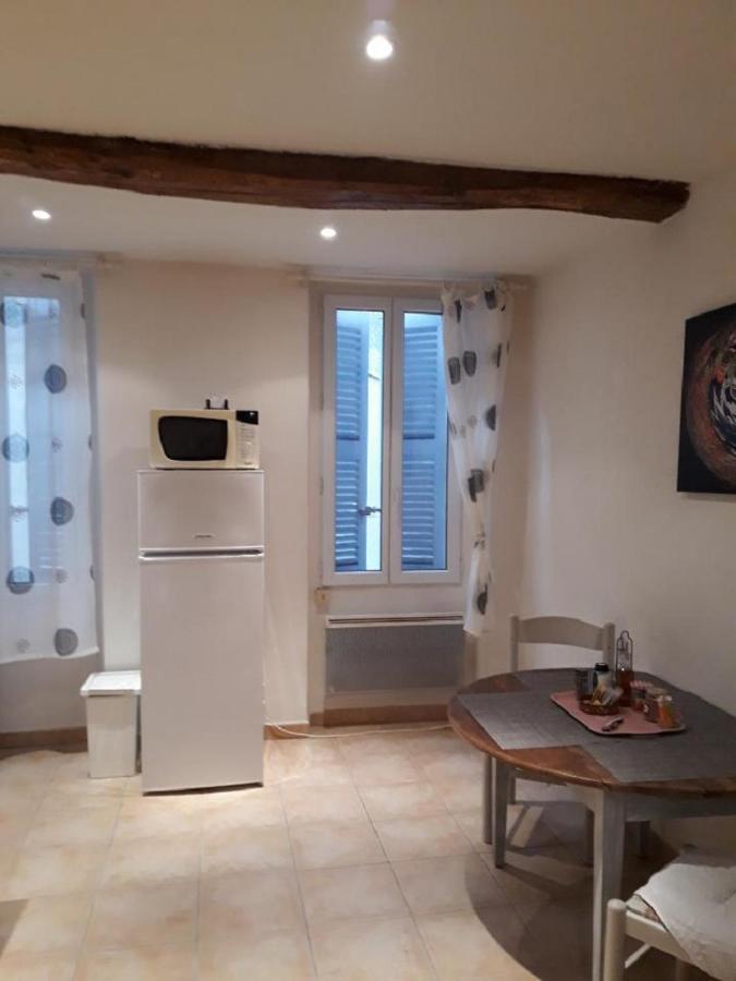 Apartament Les Capena 2 Collobrières Zewnętrze zdjęcie